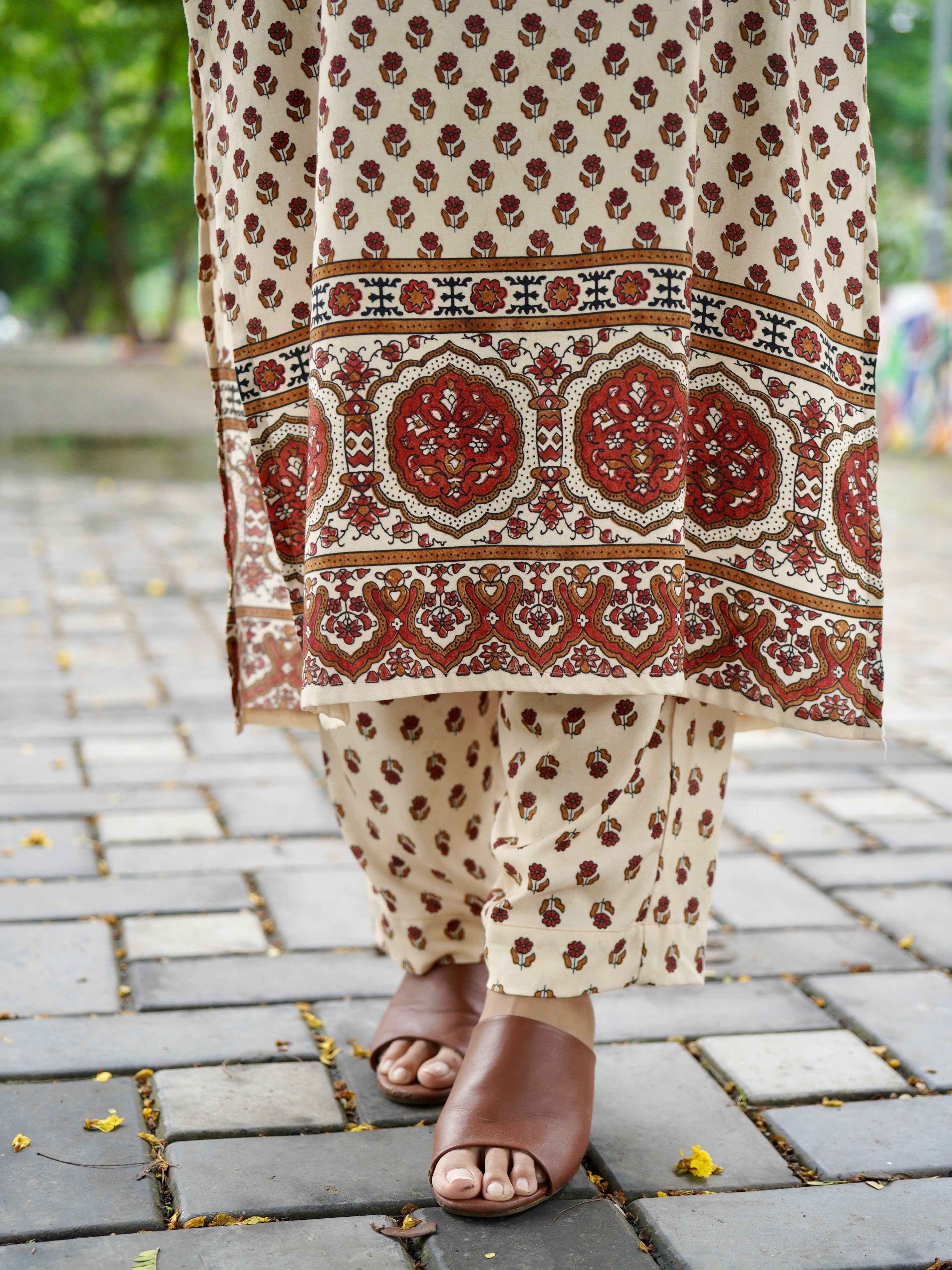 Jeeaayanu Fashion