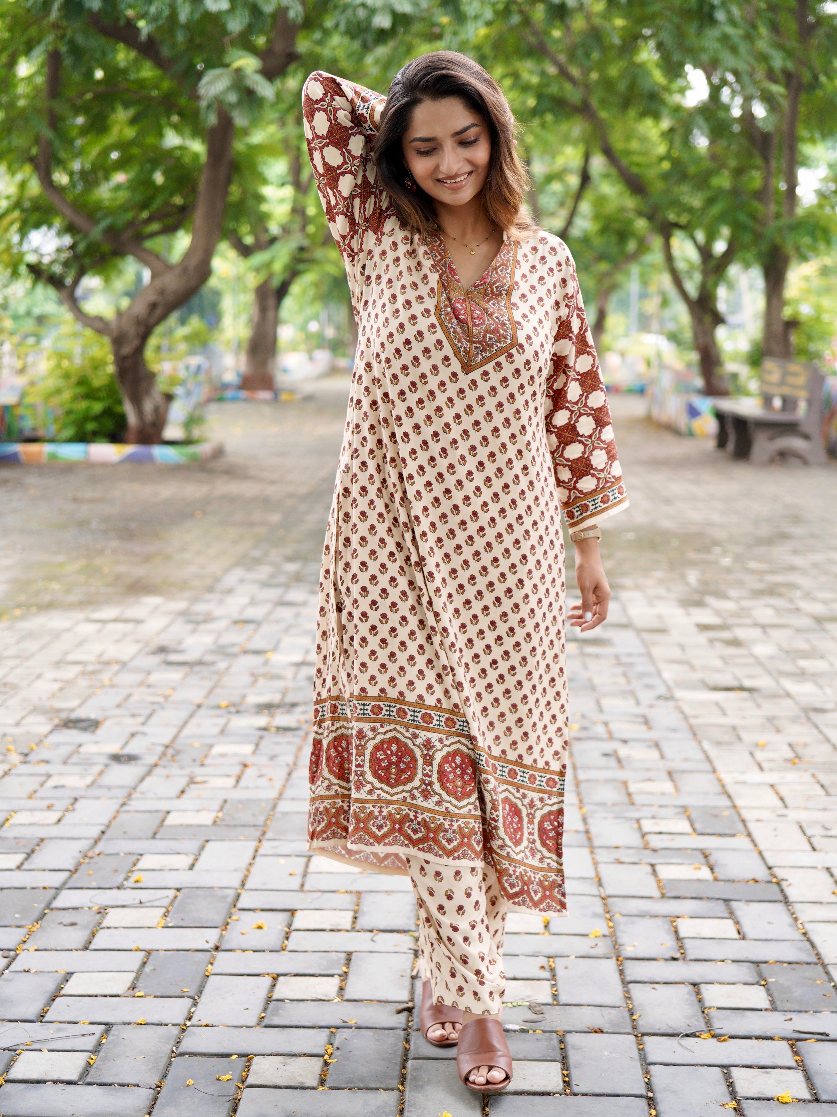 Jeeaayanu Fashion