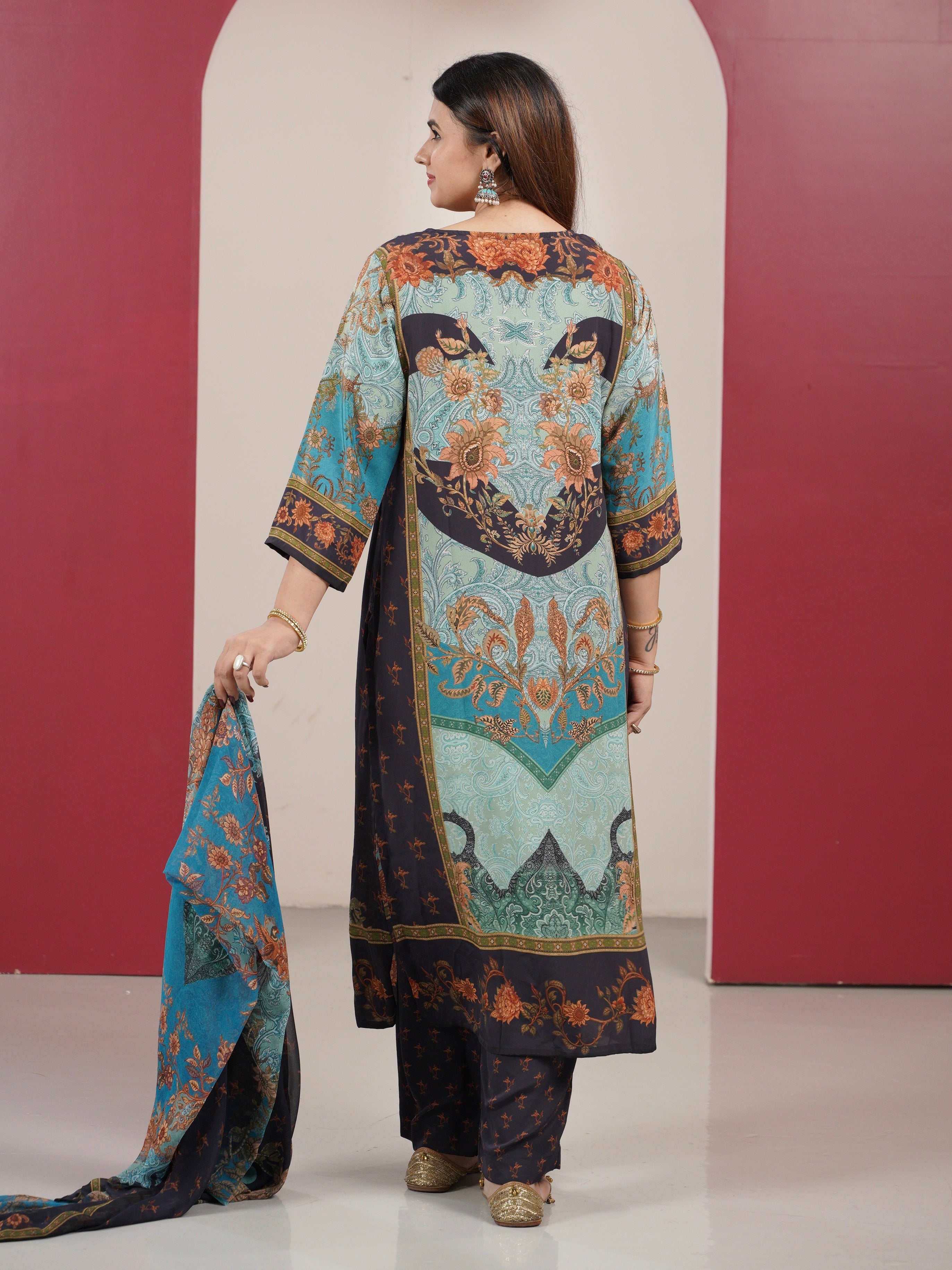 Jeeaayanu Fashion