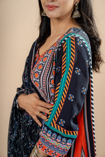 Black Tashkent Suit Set