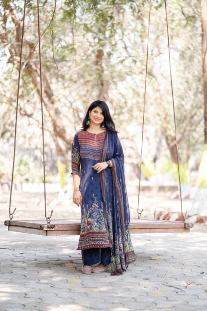 Blue Retro Flowers SuitSet