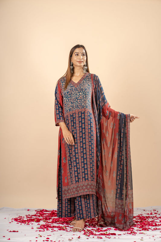 Ajarak Print Suit Set