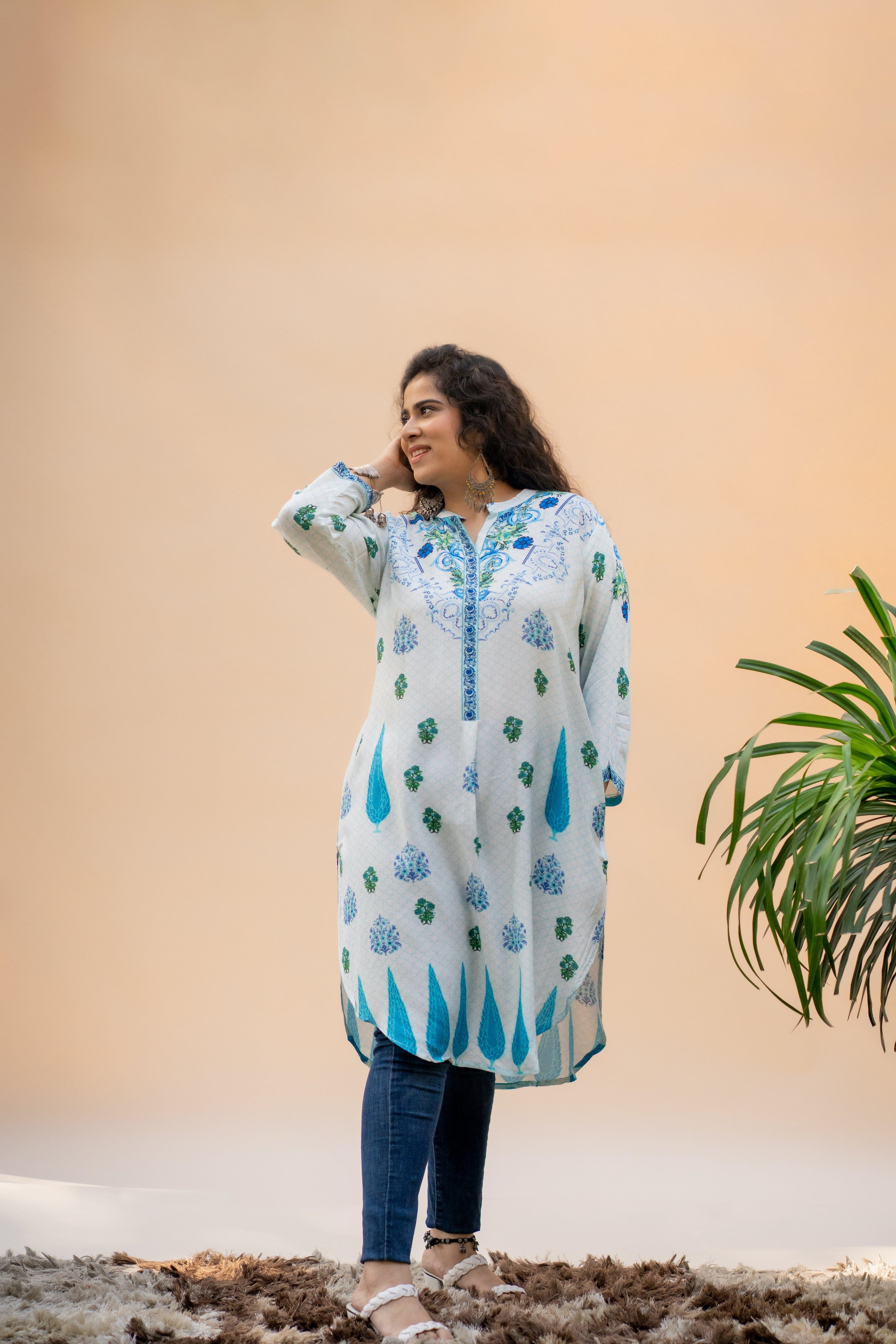 Blue and White Pocket Kurta - Jeeaayanu Fashion