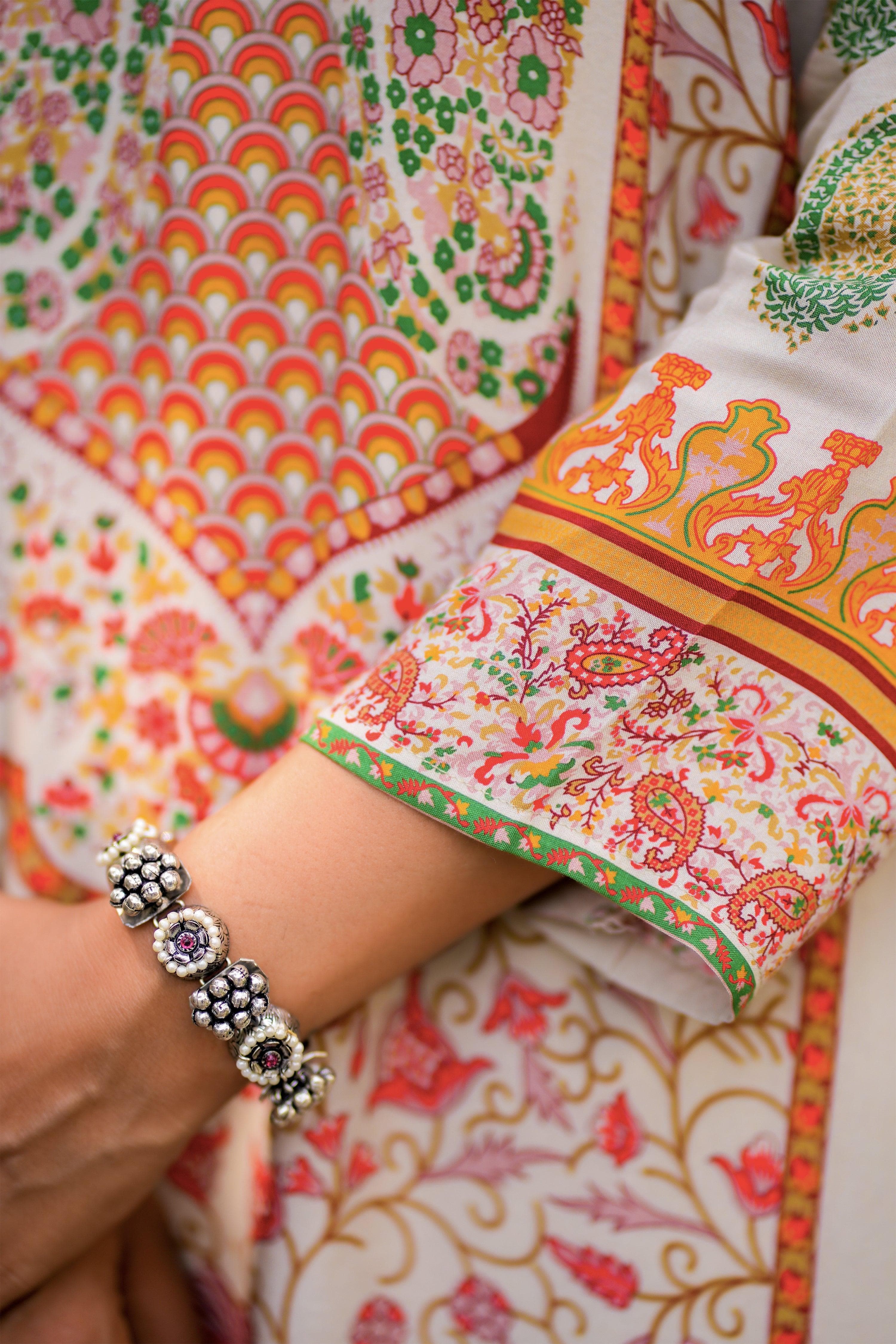 Cream Moss Kurta - Jeeaayanu Fashion