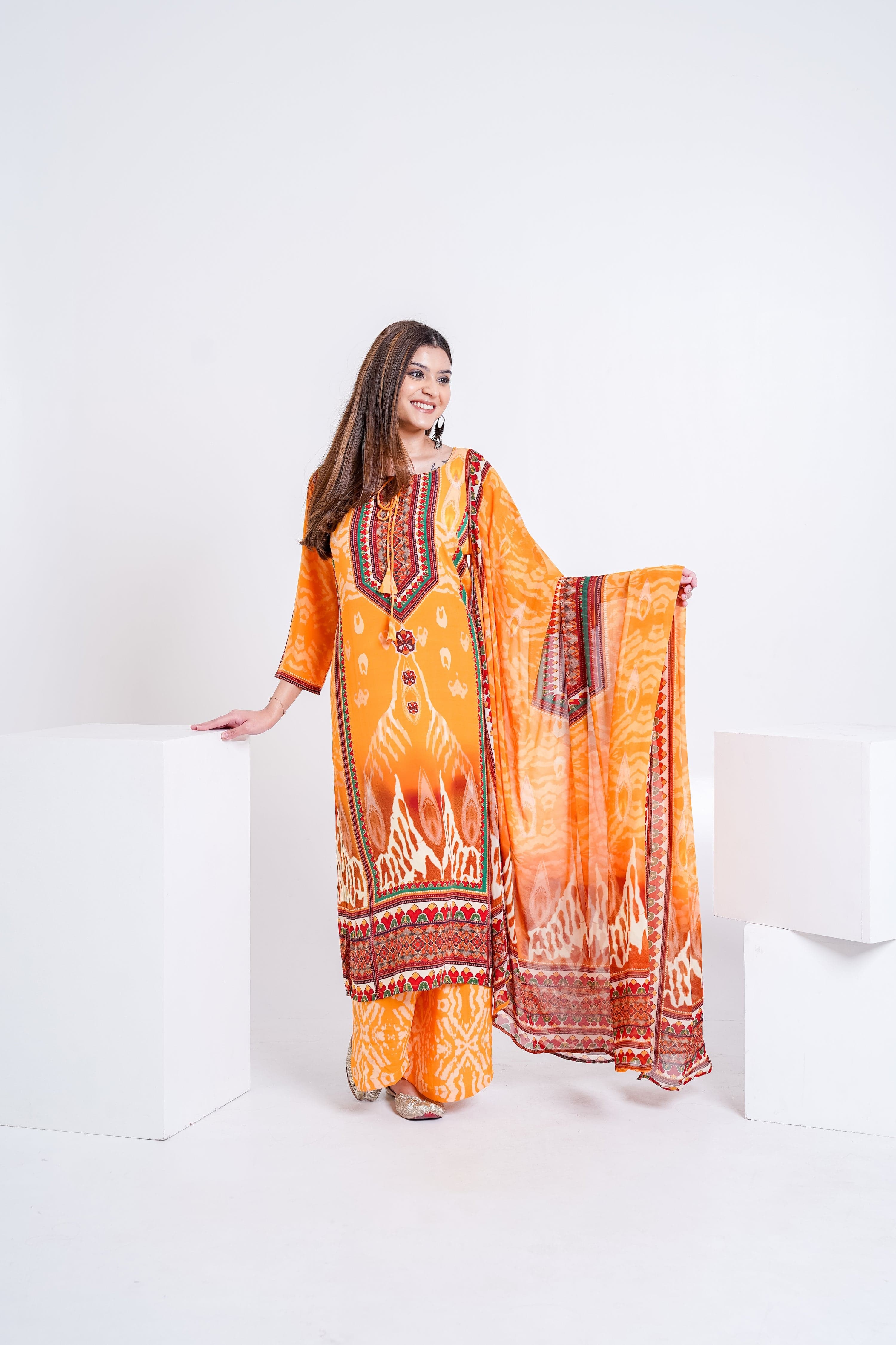 Ikkat Placement Suit Set - Jeeaayanu Fashion