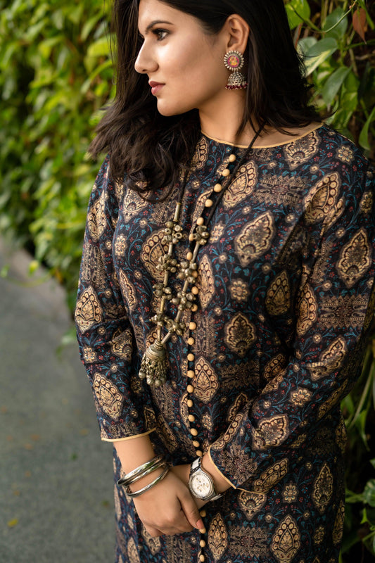 Navy blue and Beige Booti Digital Print Kurta - Jeeaayanu Fashion