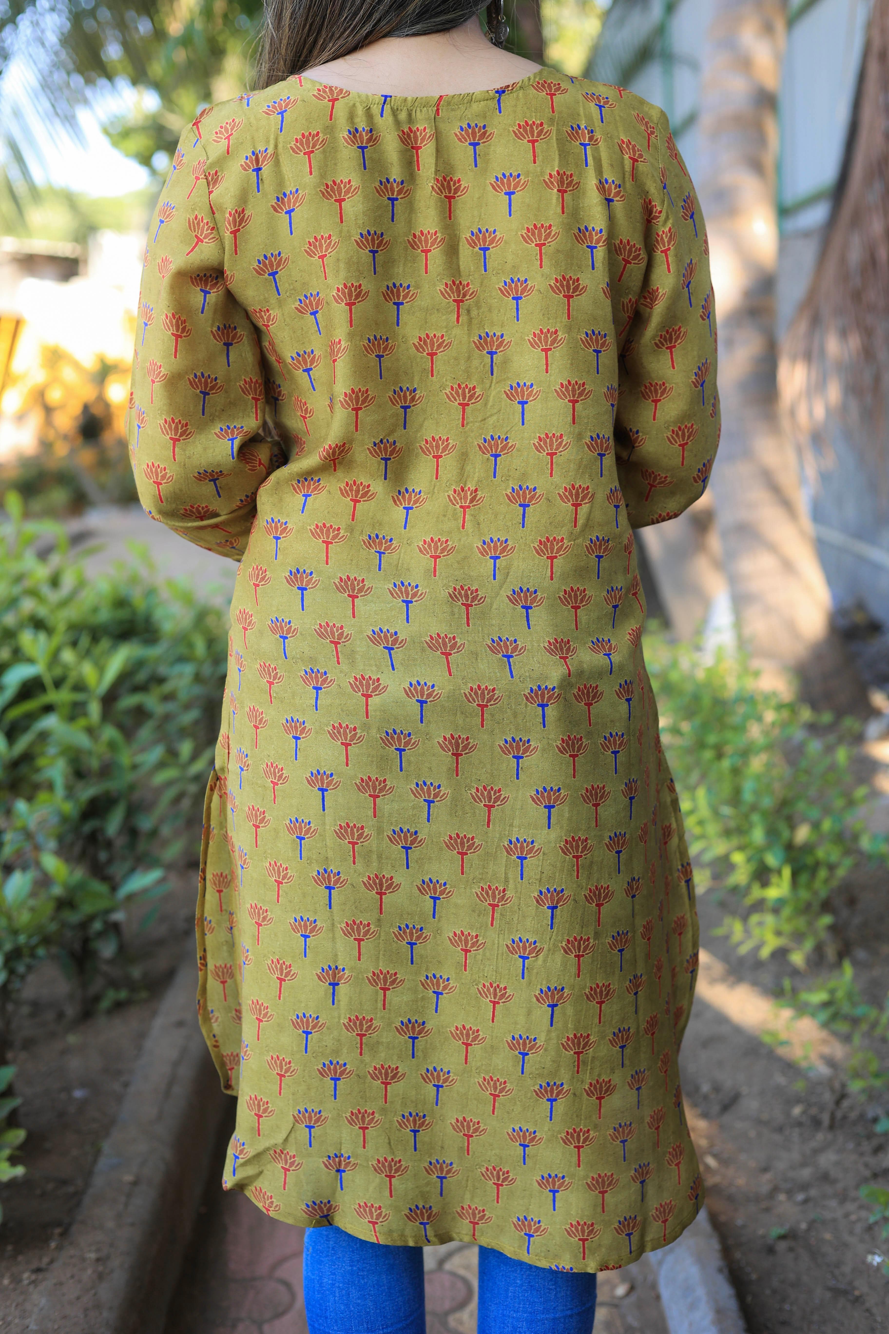 Olive green muslin Floral print Tunic cum Short Kurta - Jeeaayanu Fashion