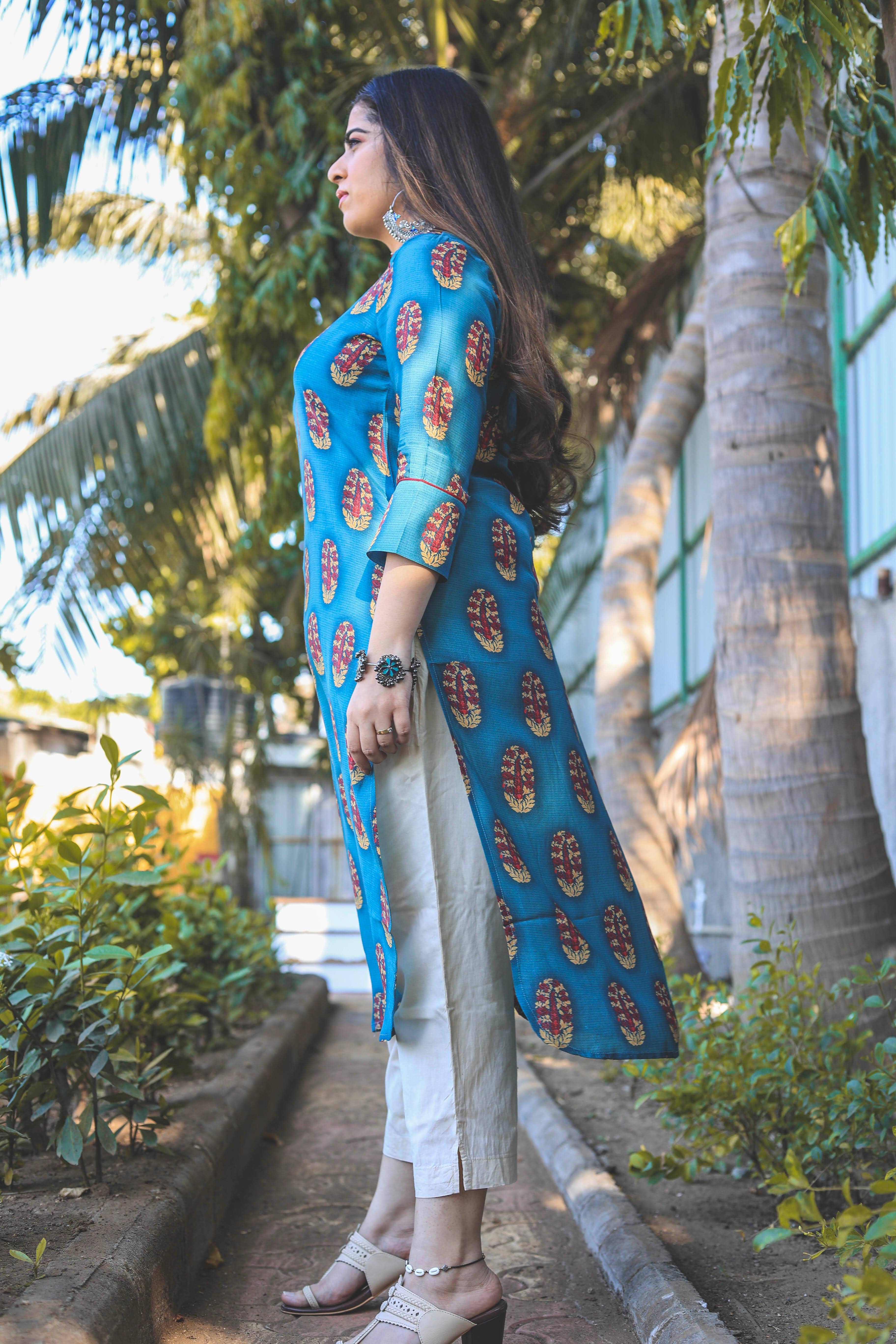Turquoise Motif Kurta - Jeeaayanu Fashion